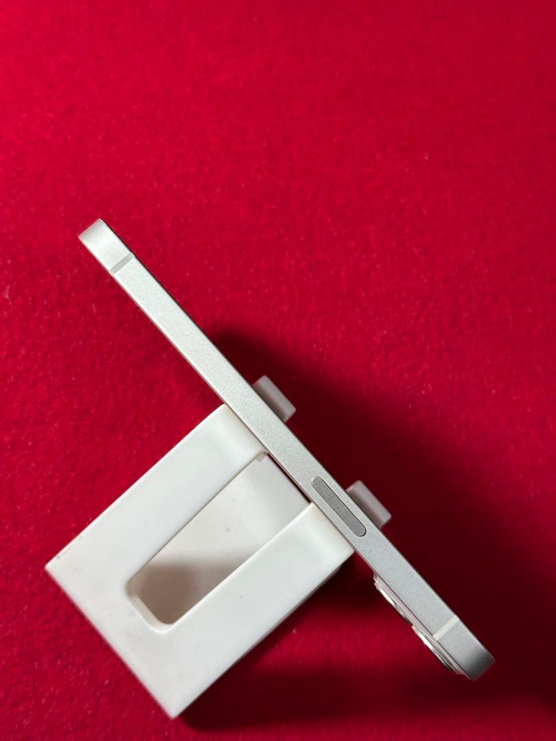 【5778】iPhone 13スターライト 128GB simフリー