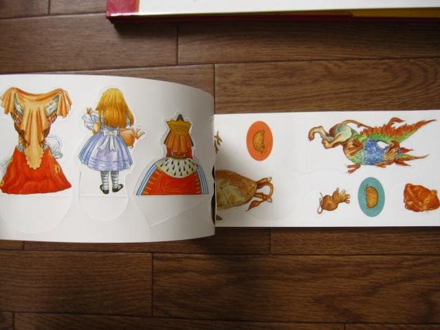 Alices Pop-up Theatre Book　不思議の国のアリス