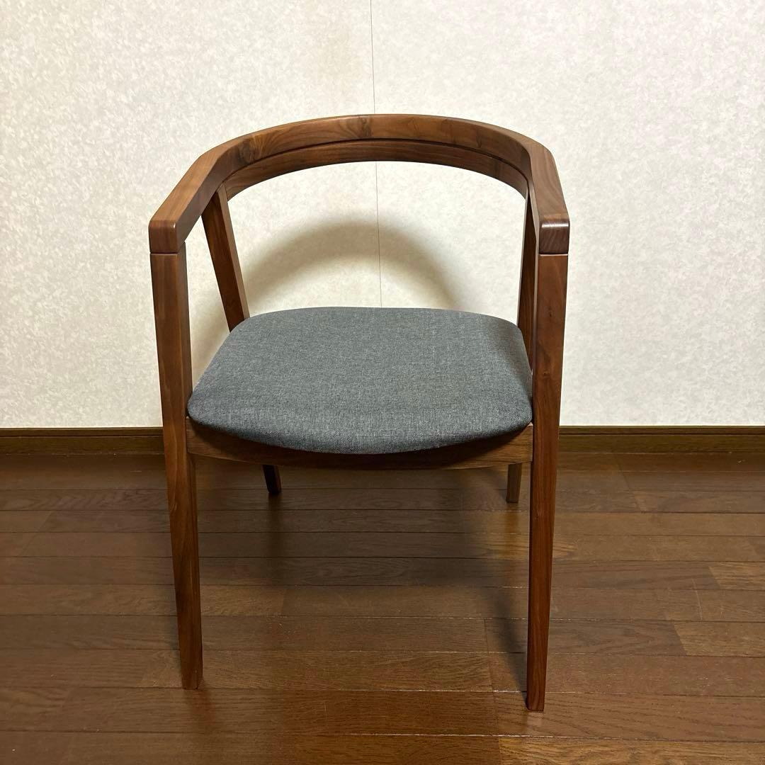 【美品】ダイニングチェア 肘付き ウォールナット ②