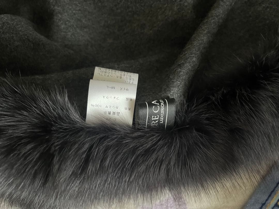 カシミヤ100%襟フォックスファー付きダークグレー ポンチョ美品肌触り抜群