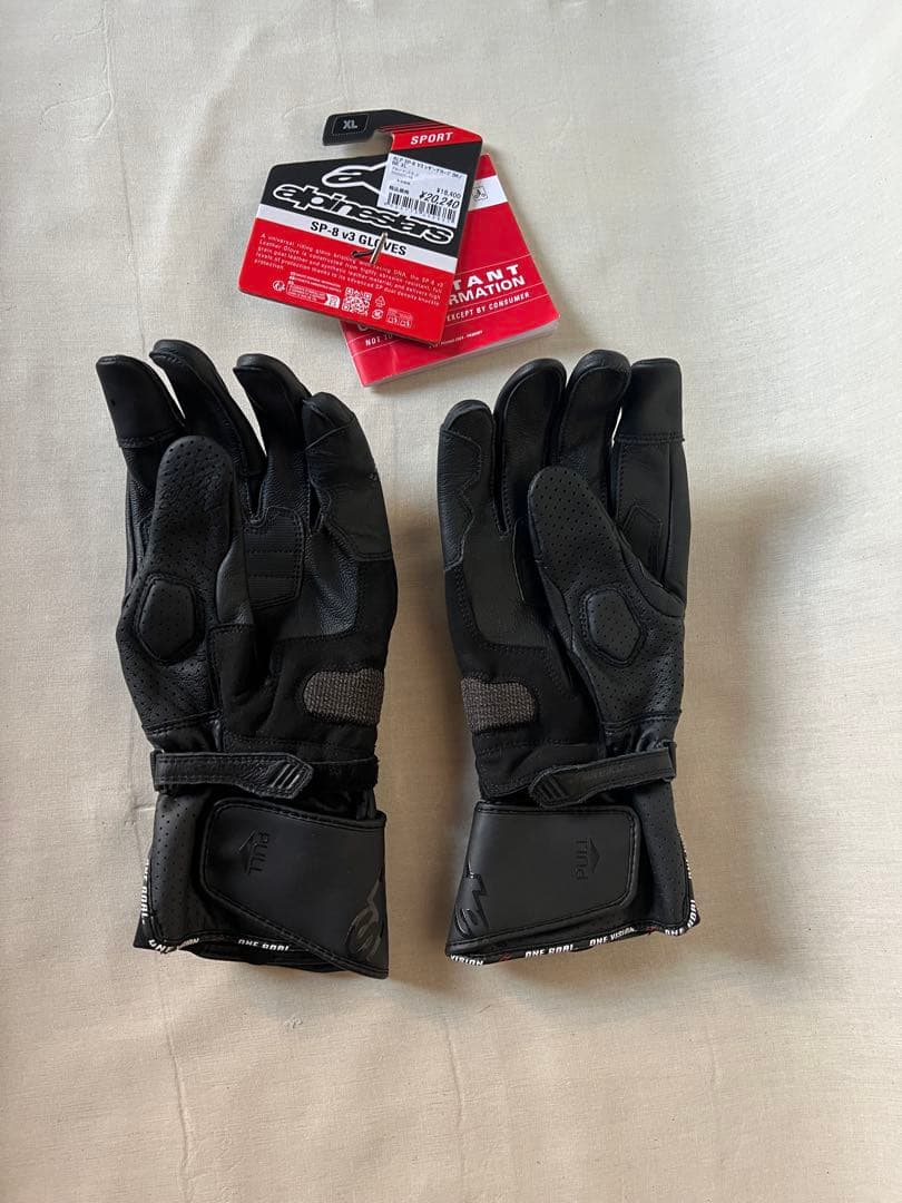 新品　Alpinestars SP-8 V3 グローブ XLサイズ ブラック