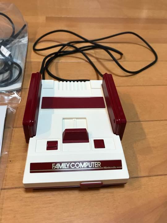 ★美品★ニンテンドークラシックミニ（アダプタ付き）