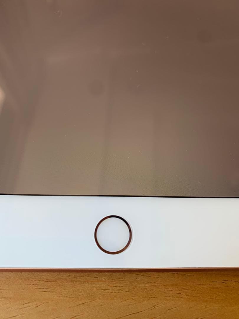 美品 Apple iPad 第7世代 32GB Wi-Fi ピンクゴールド 本体