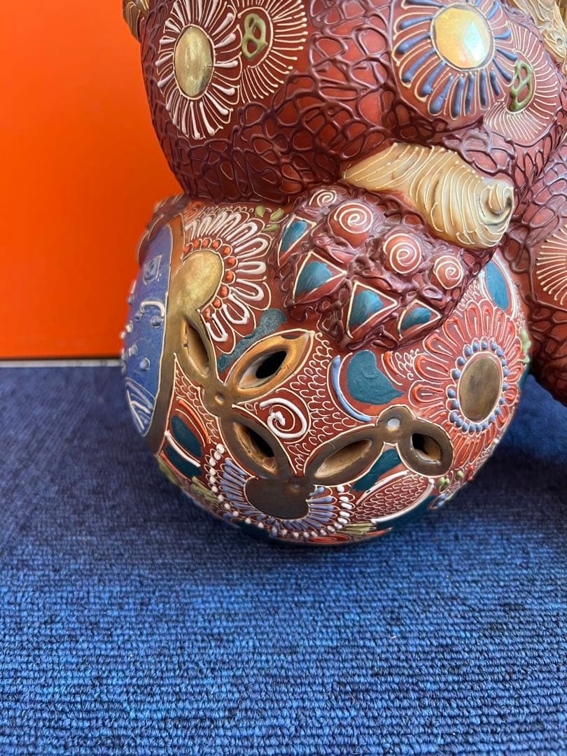 1271九谷焼　玉乗り 獅子 太吉　狛犬 シーサー 置物  開運 魔除け 縁起物