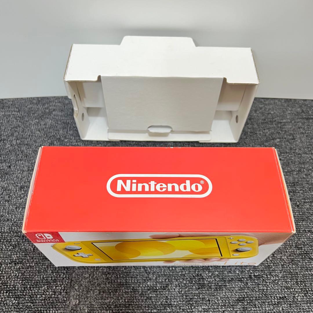 ひ*ん様 スイッチライト SwitchLite イエロー 本体 2020年製 完