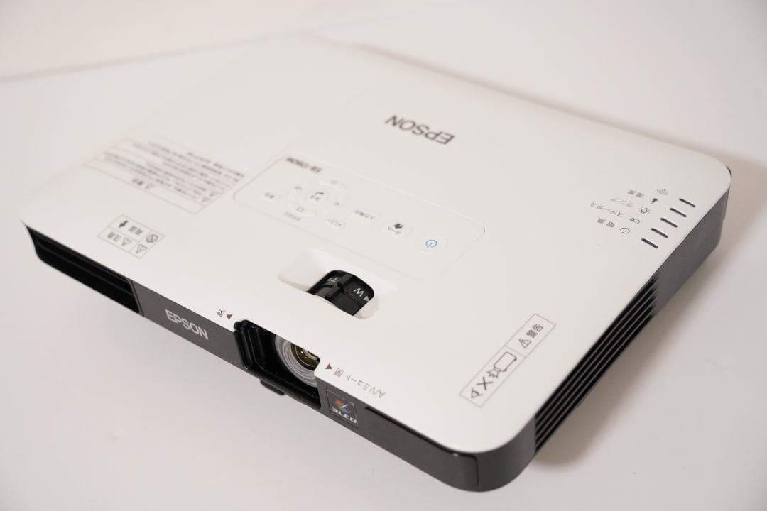 エプソン　プロジェクター EPSON EB-1780W　付属品多数