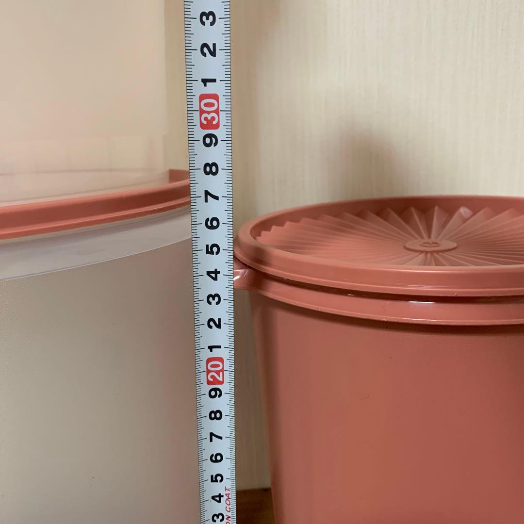 TAPPERWARE サーモンピンク