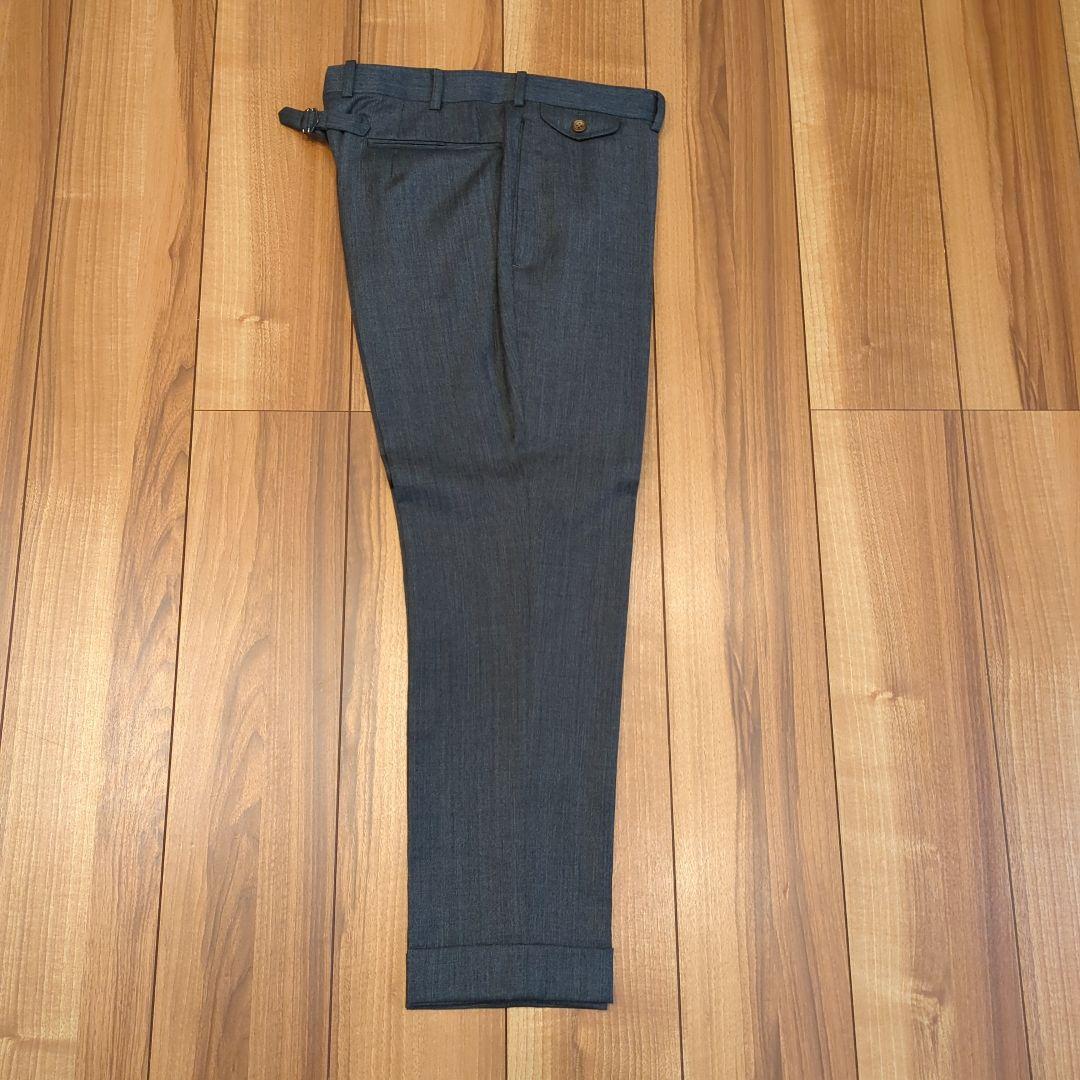 ミユキ　オーダーチャコールグレー スーツ