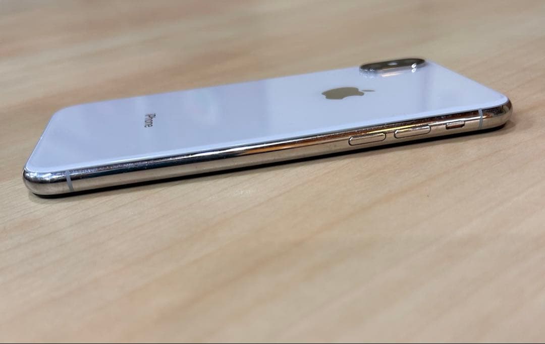 iPhone Xs 256GB バッテリー75%