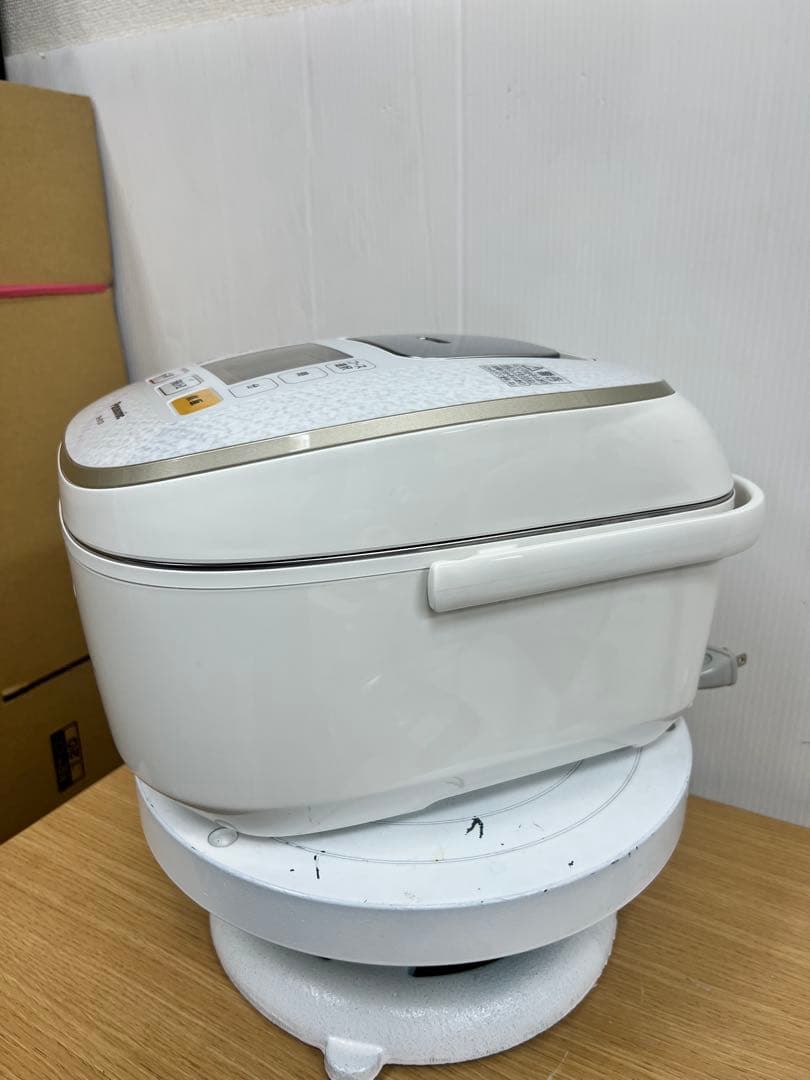 Panasonic IHジャー炊飯器 SR-HX107 5.5合炊き2018年製