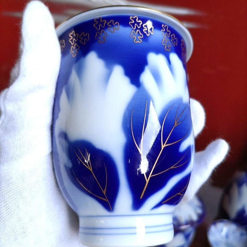 深川製磁　瑠璃牡丹金ミル　睦碗ご飯茶碗　夫婦茶碗組湯呑み　酒器揃木箱入10万以上