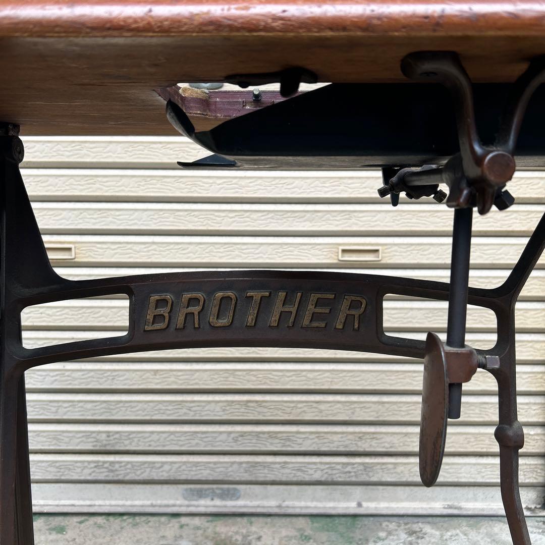 BROTHER ブラザー　ミシン台　アンティーク　インテリア　リメイク　テーブル