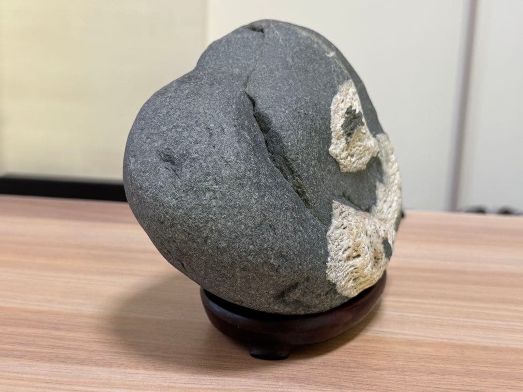 日本一美しい川の石 仁淀川石 青石 水石 紋様石 鑑賞石 自然石 銘石 天然石