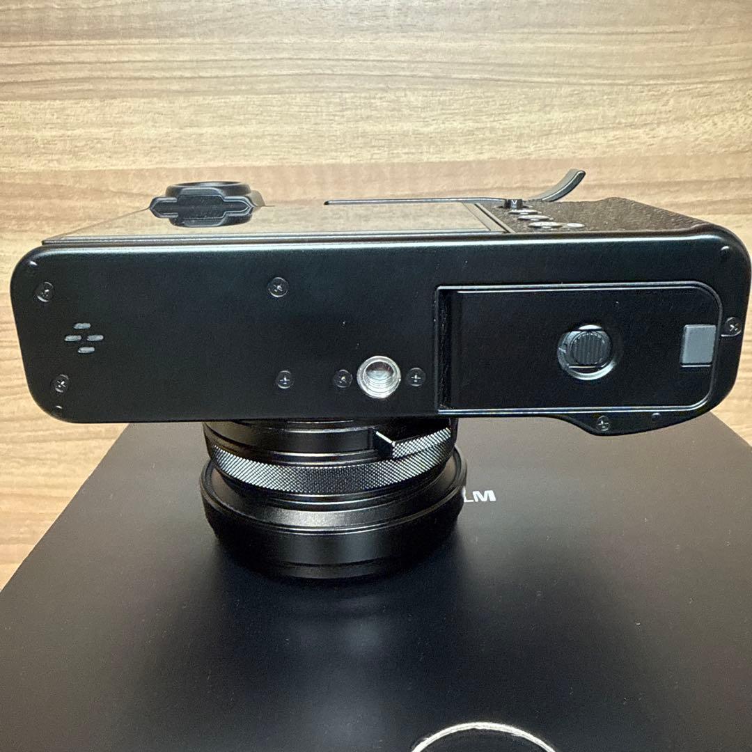 Fujifilm X100Ⅵ ブラック　おまけ付き