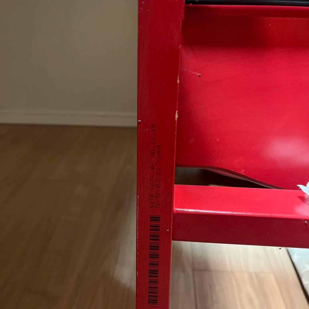 まい　STOKKE トリップトラップ レッド クッション付き 美品