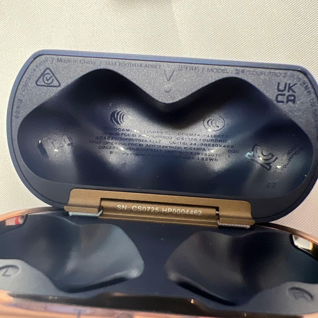 JBL TOUR PRO 3ワイヤレスイヤホン