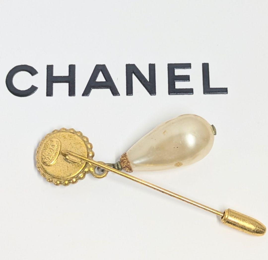 CHANEL シャネル　クローバー モチーフパール ピンブローチ　フェイクパール