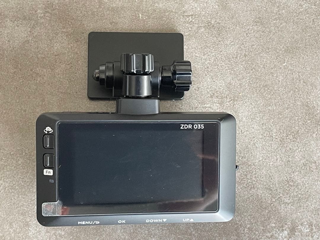 skサトウ　COMTEC ドライブレコーダー ZDR035