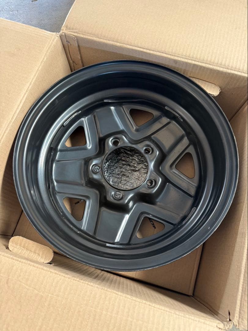 ジムニー　純正　鉄ホイール　16インチ　新車外し品　4本セット