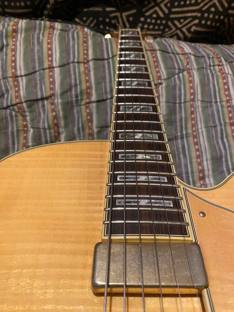 Ibanez(イバニーズ)AP-105Fホロウボディ/フルアコ ケース付属 美品