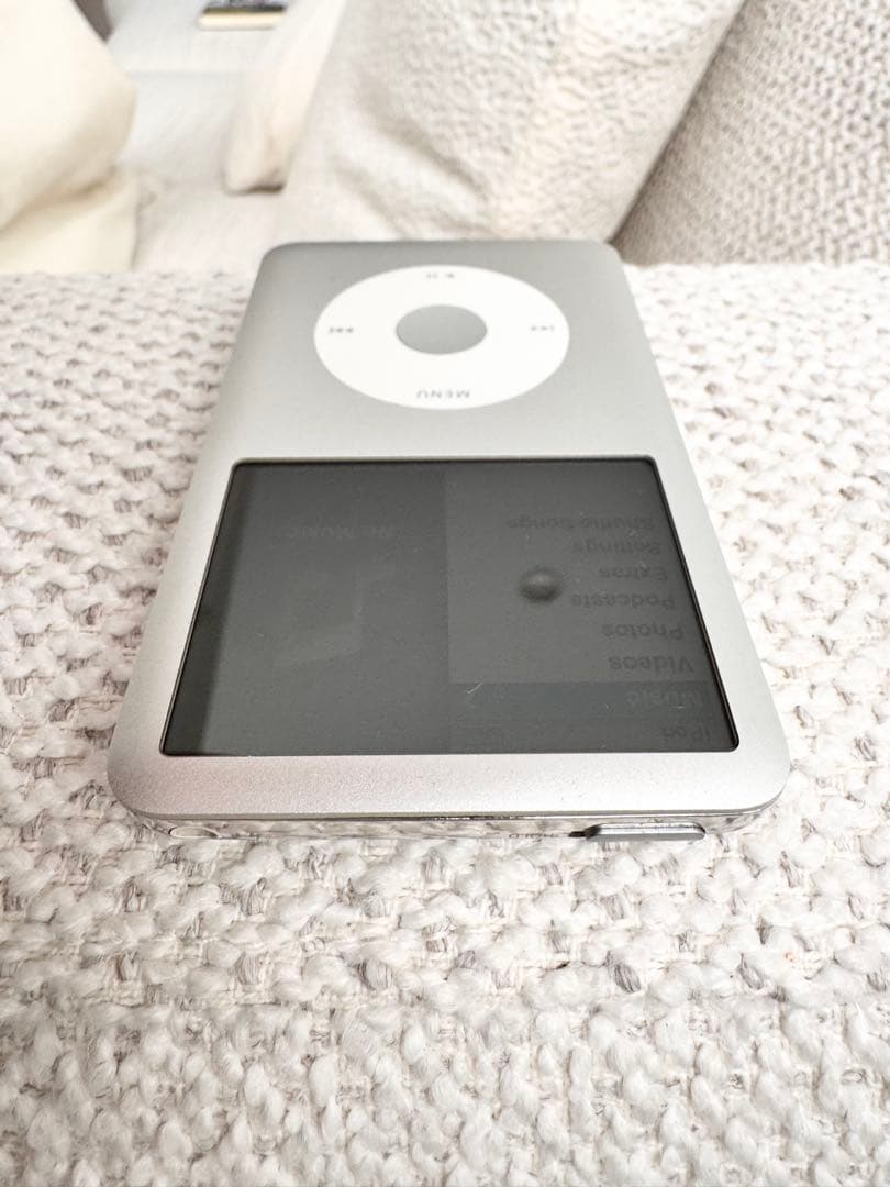 極美品 iPod classic A1238 120GB 新品電池 箱付