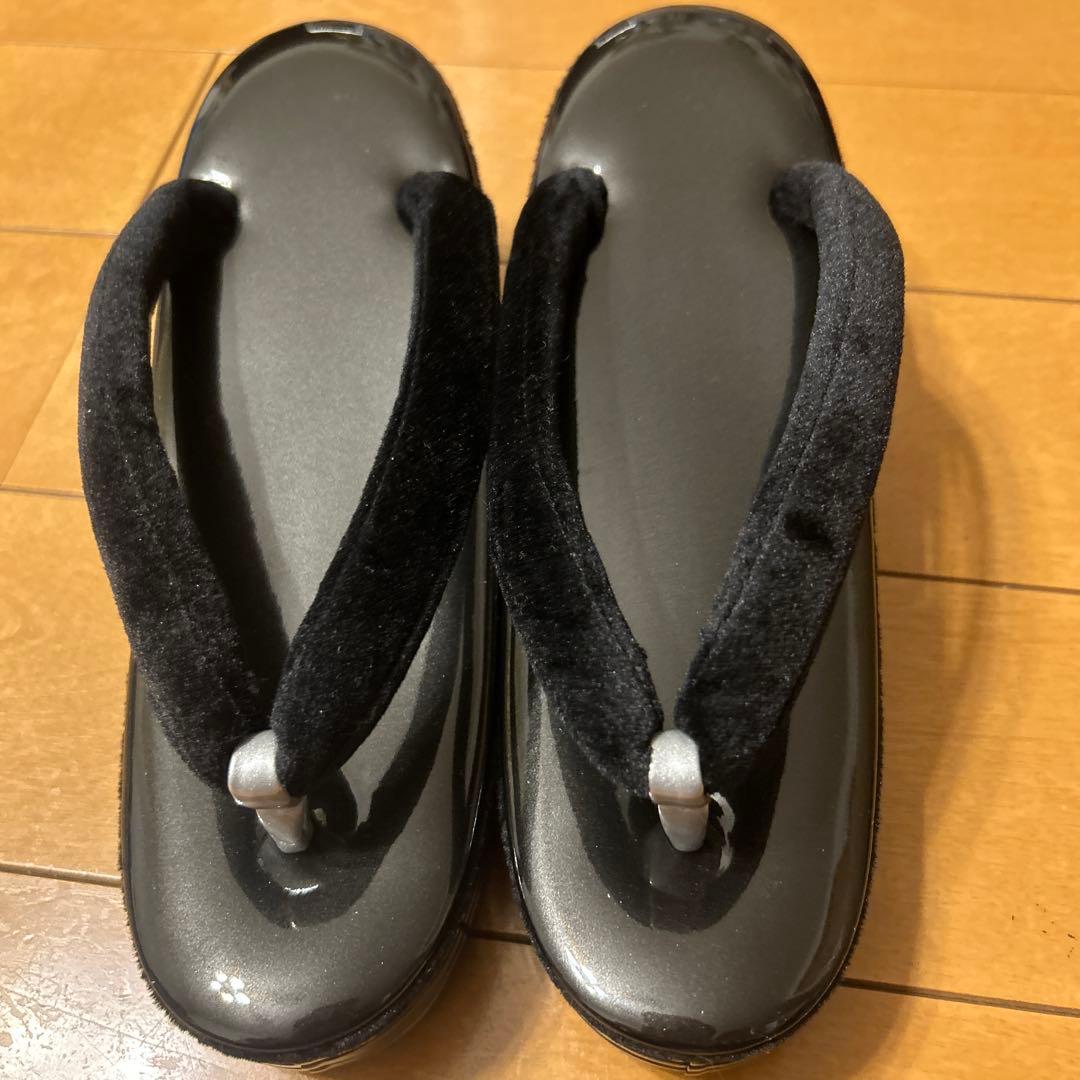 ブラック花柄和装用バッグと下駄セット