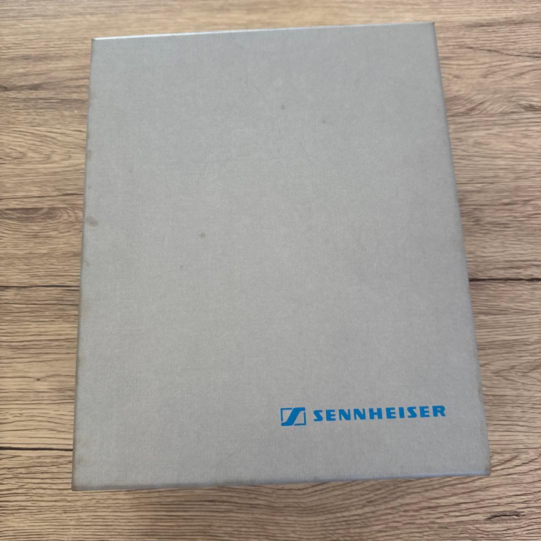 HD650 ゼンハイザー ヘッドホン 【ヘッドホン本体は綺麗だと思います】