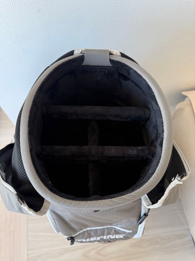 BRIEFING グレーキャディバッグ