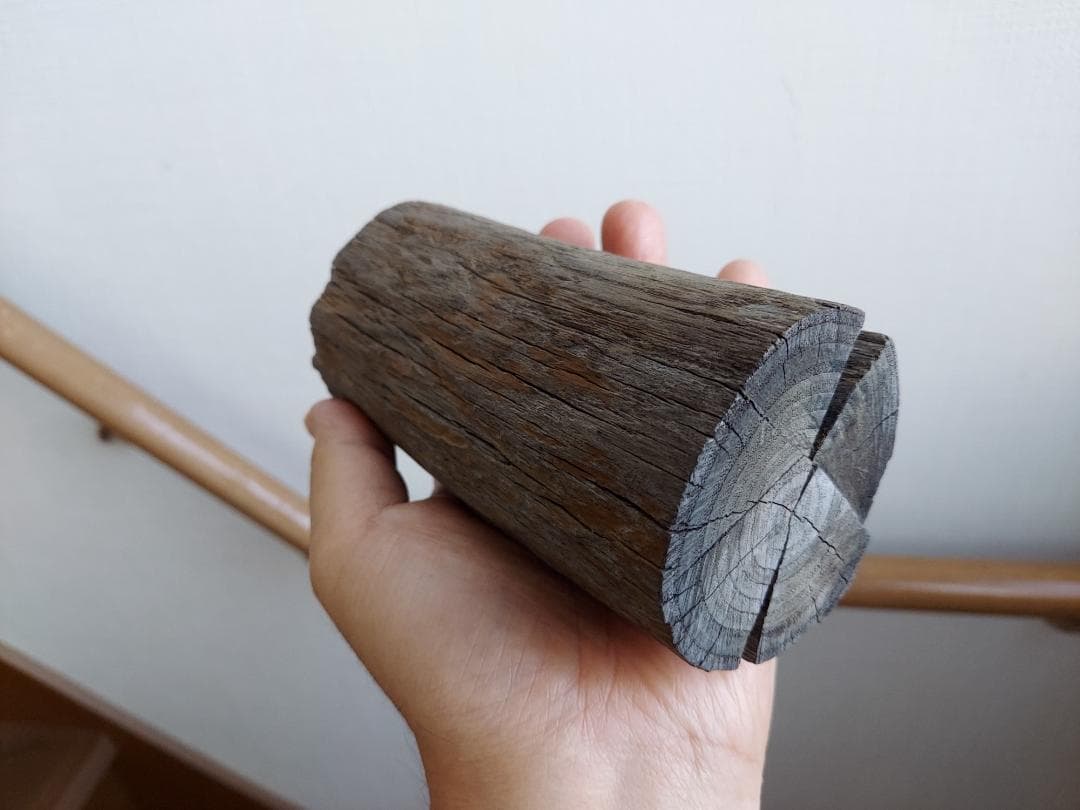 阿武隈川産 埋もれ木（大）　新古今和歌集に詠まれた本物の伝承品