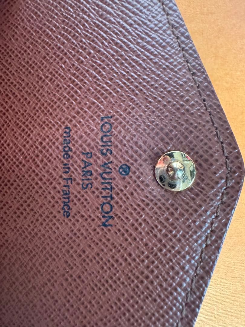 【美品】ルイ・ヴィトン　ポルトフォイユサラ