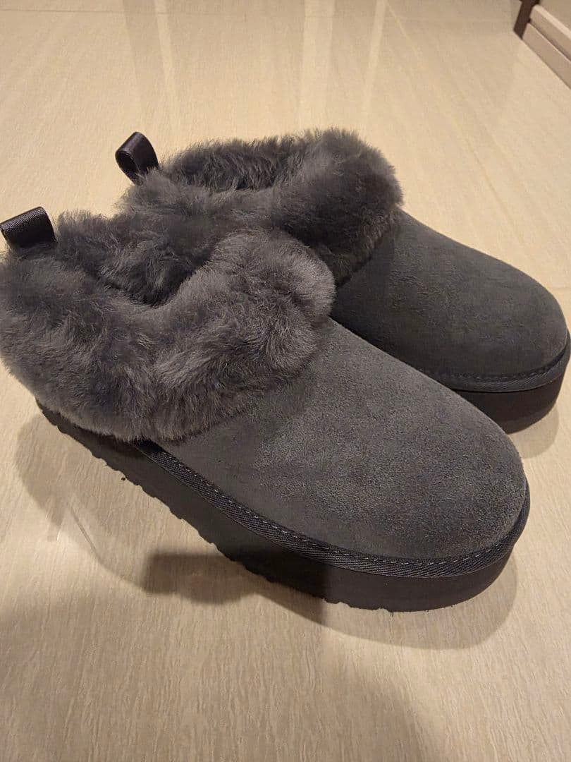 【新品未使用】TAZZELLE　UGG