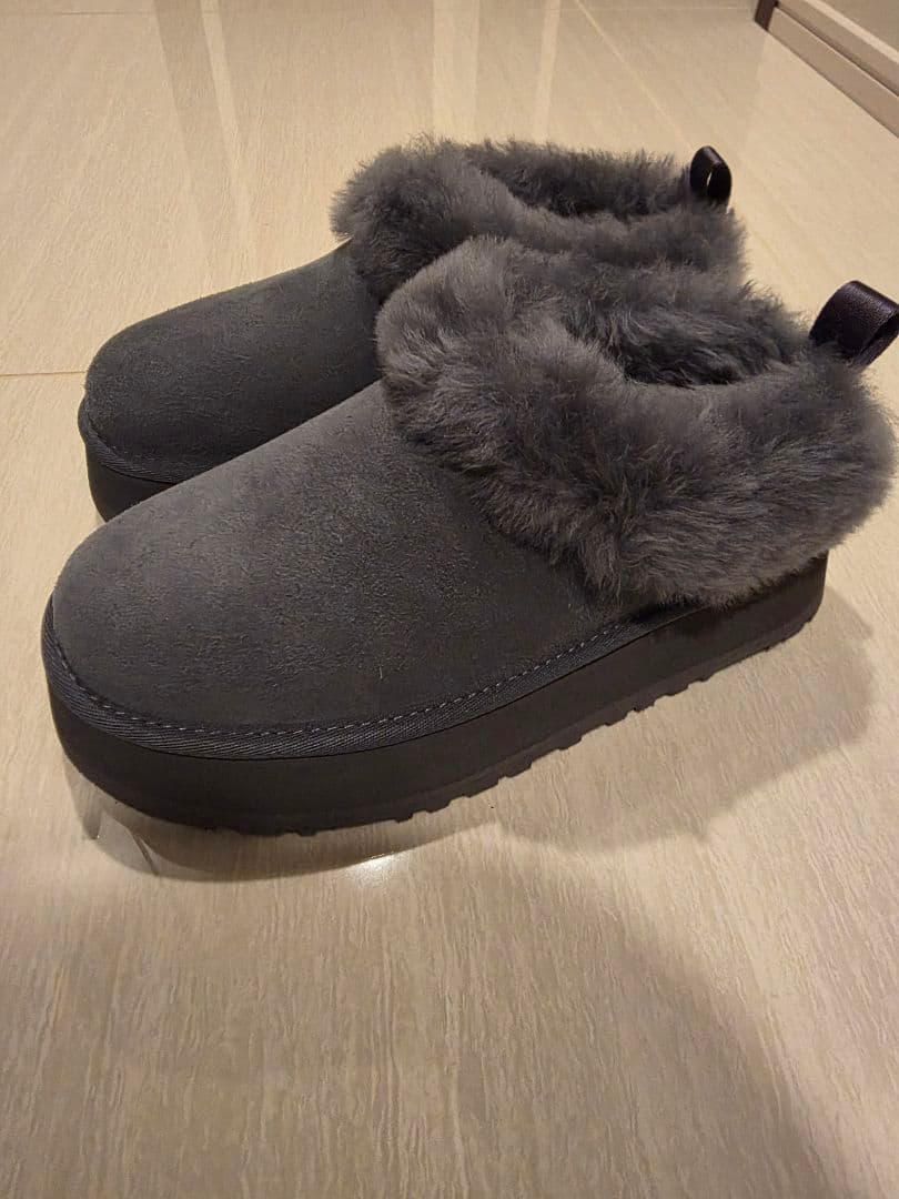 【新品未使用】TAZZELLE　UGG