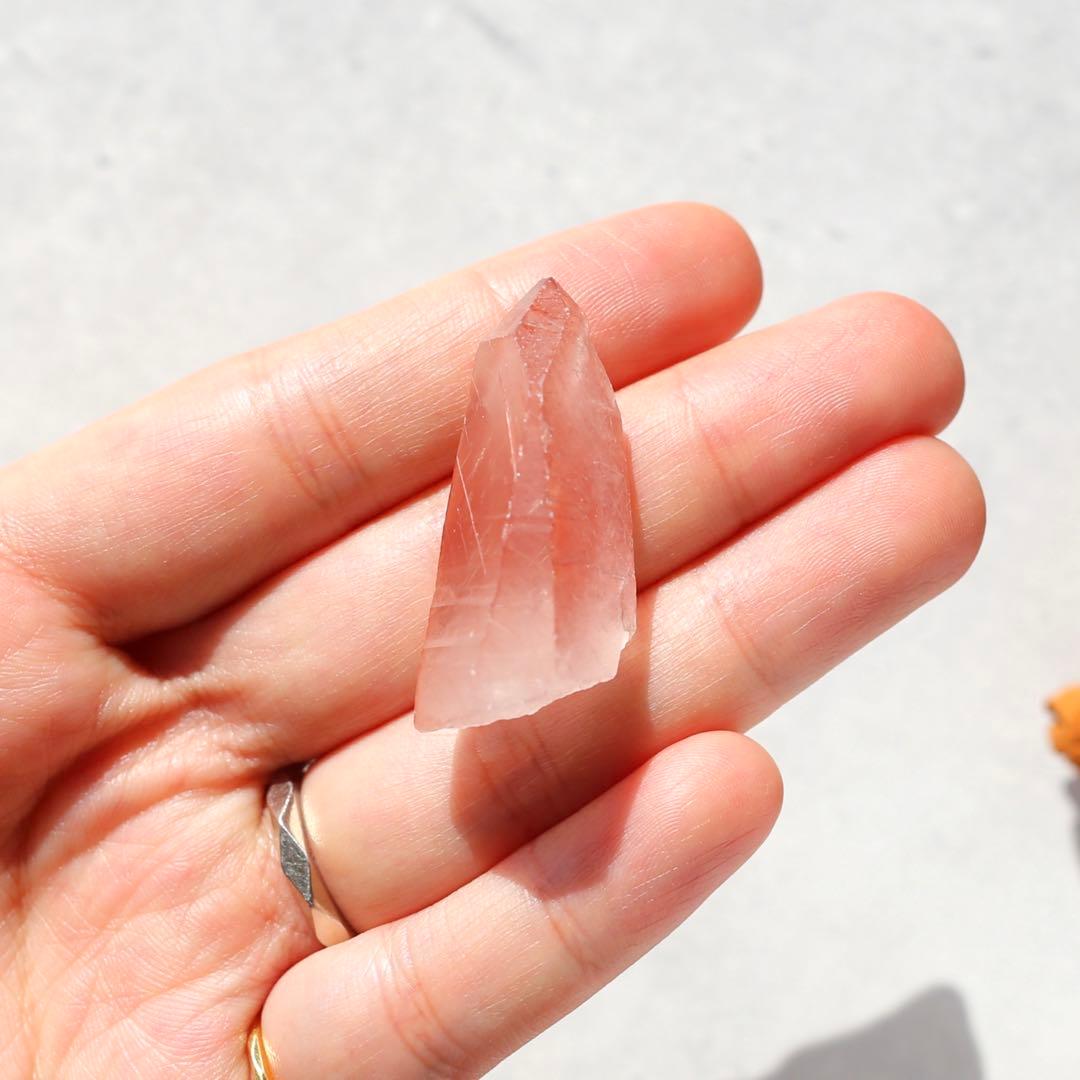 ディープピンクレムリアンシード ディアマンティーナ産 天然石 水晶 鉱物 一点物