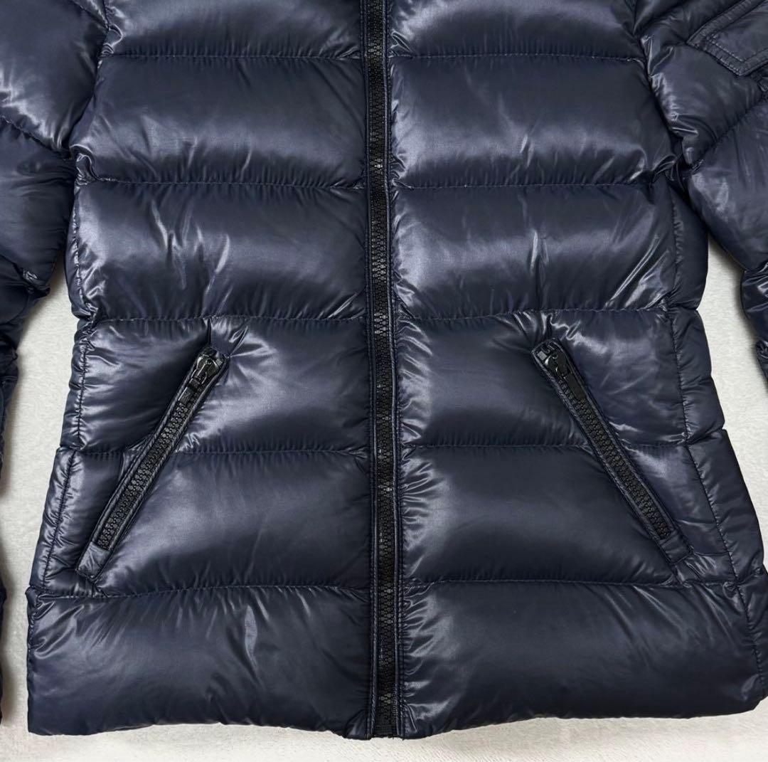 美品 モンクレール BERRE giubbotto ダウン ジャケット