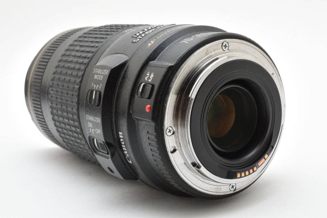★ キヤノン CANON EF 70-300mm F4-5.6 IS USM ★