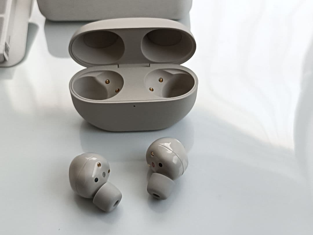 【ほぼ新品】SONY WF-1000XM5 プラチナシルバー