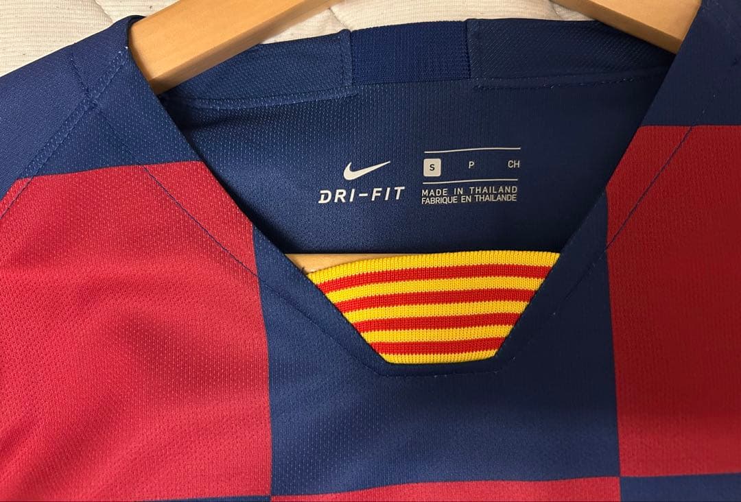 イン、セルジユニ