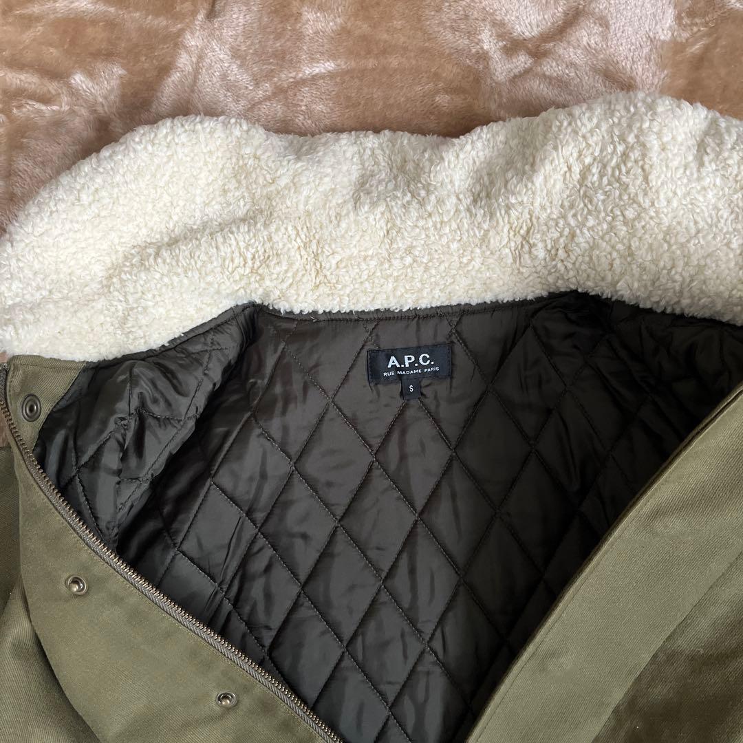 A.P.C カーキジャケット
