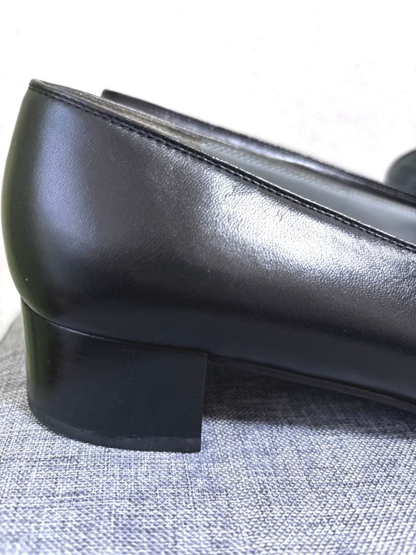 さ*る様 美品　ブラック　ヒールローファー　24.5〜25cm
