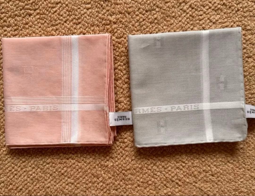 新品未使用 エルメス HERMES ハンカチ 2枚セット グレーピンク紙袋リボン