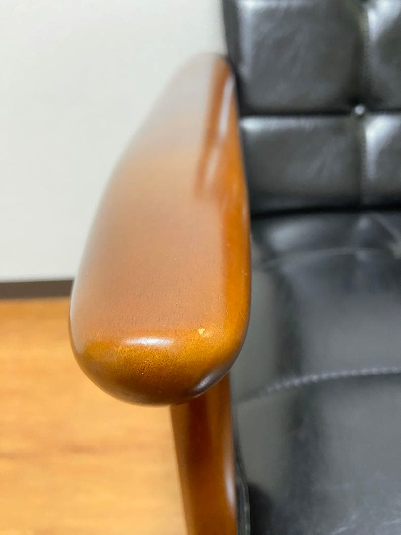 カリモク60Kチェア ブラック