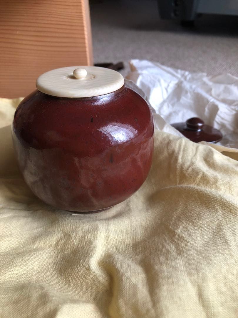 鉄砂　茶入　安東五　氏作　共箱入　替蓋付き