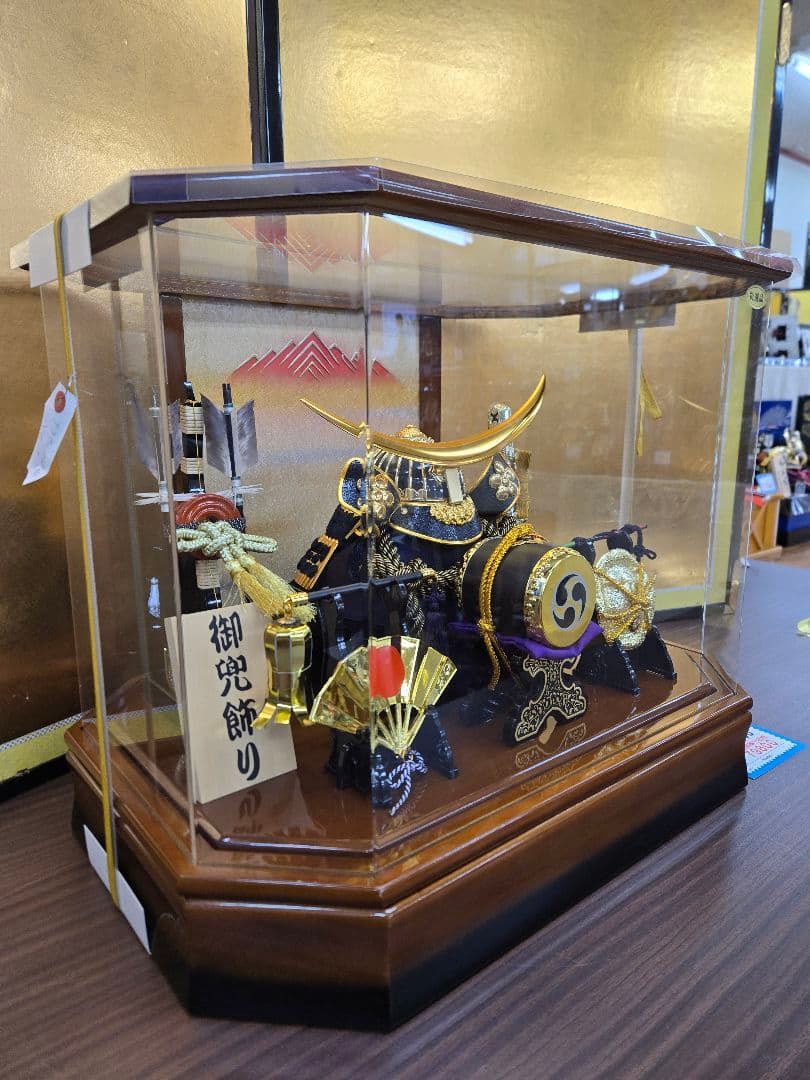 【展示品限り】五月人形　兜　伊達政宗　ケース飾り　※閉店セール　K32