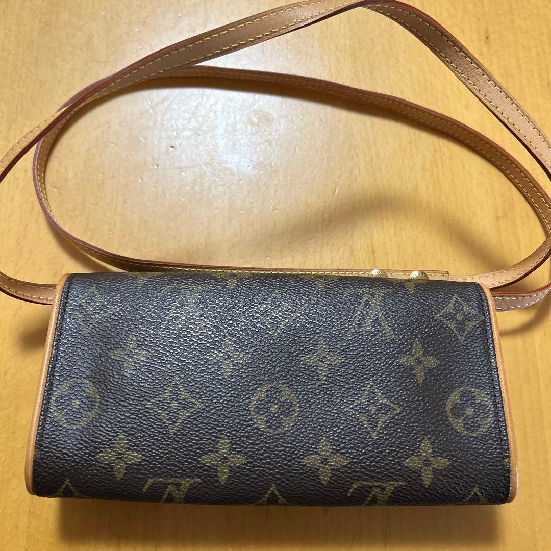 Louis Vuitton ボディバッグ ダークブラウン