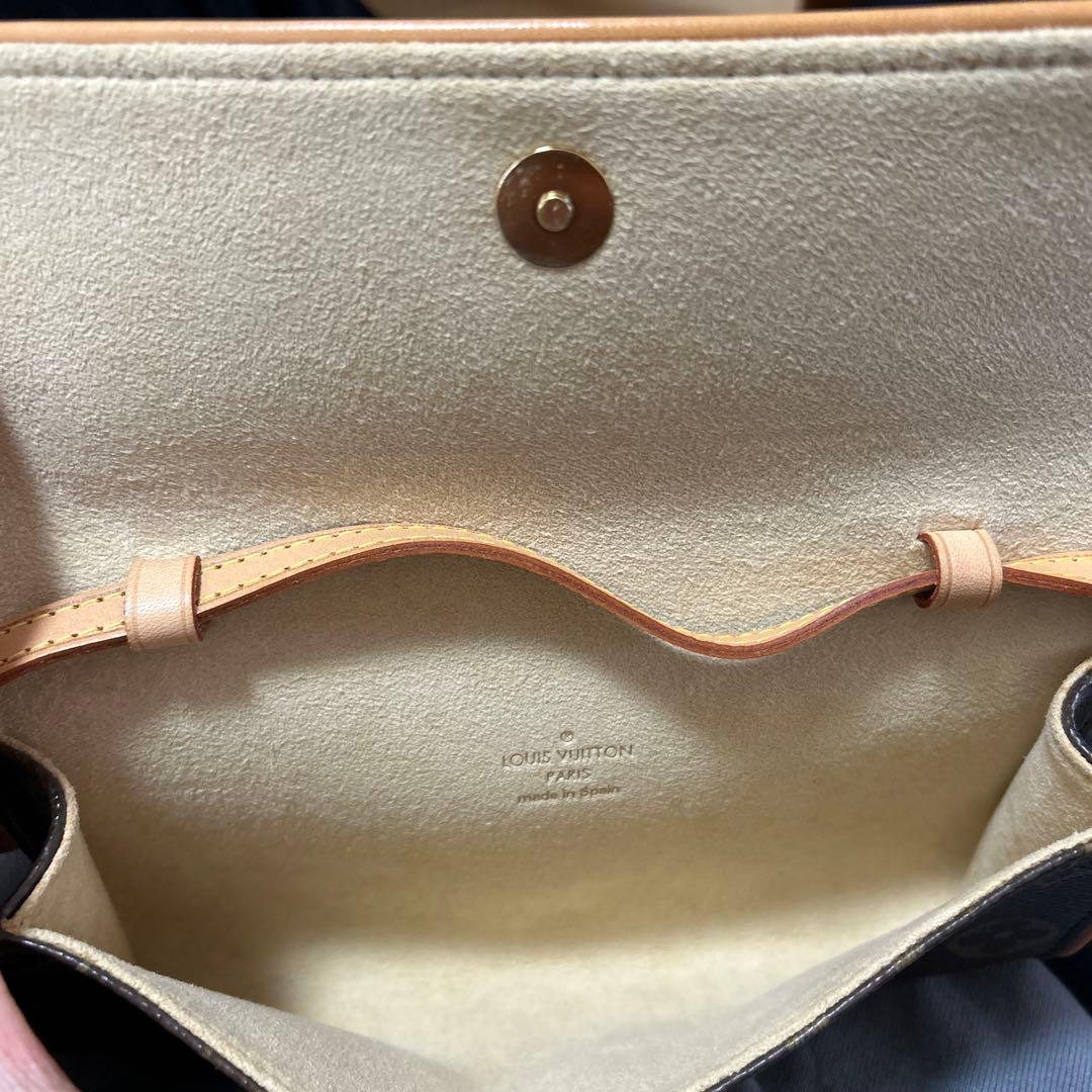Louis Vuitton ボディバッグ ダークブラウン