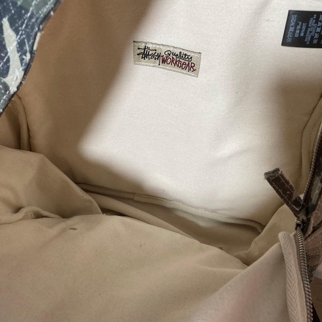 STUSSY 迷彩柄 リュック