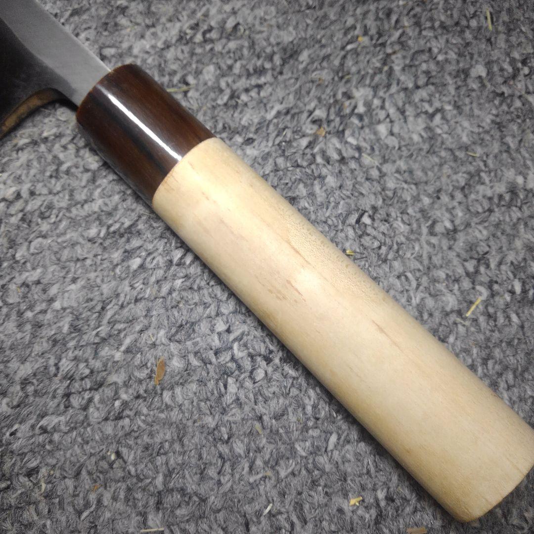 ONo.810　未使用　出刃包丁(桜東洋)