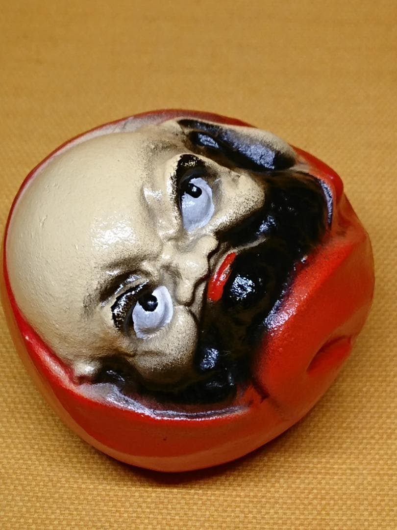 ダルマ　達磨　人形　金属　オブジェ　置物　インテリア　工芸品　美術品　A1368