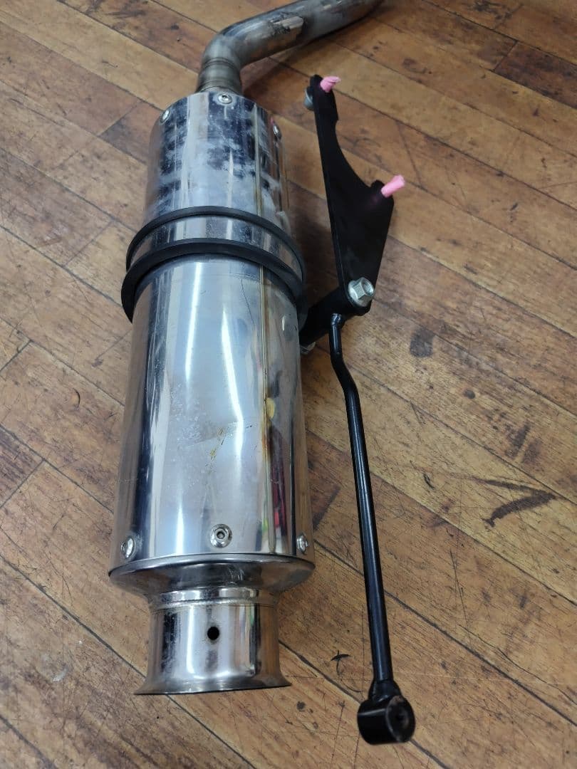 値下げしました　 BEAMS ズーマー　マフラー