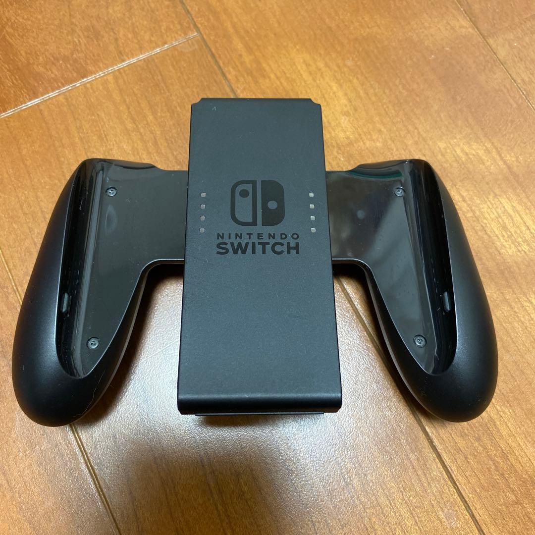 完動品　美品　箱付き　任天堂　Switch ニンテンドー